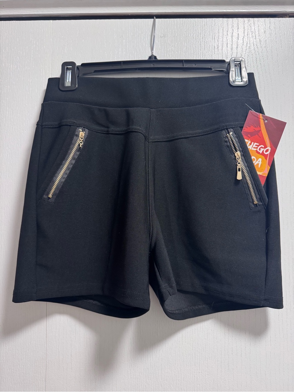Women’s Zip-Pocket Stretch Shorts